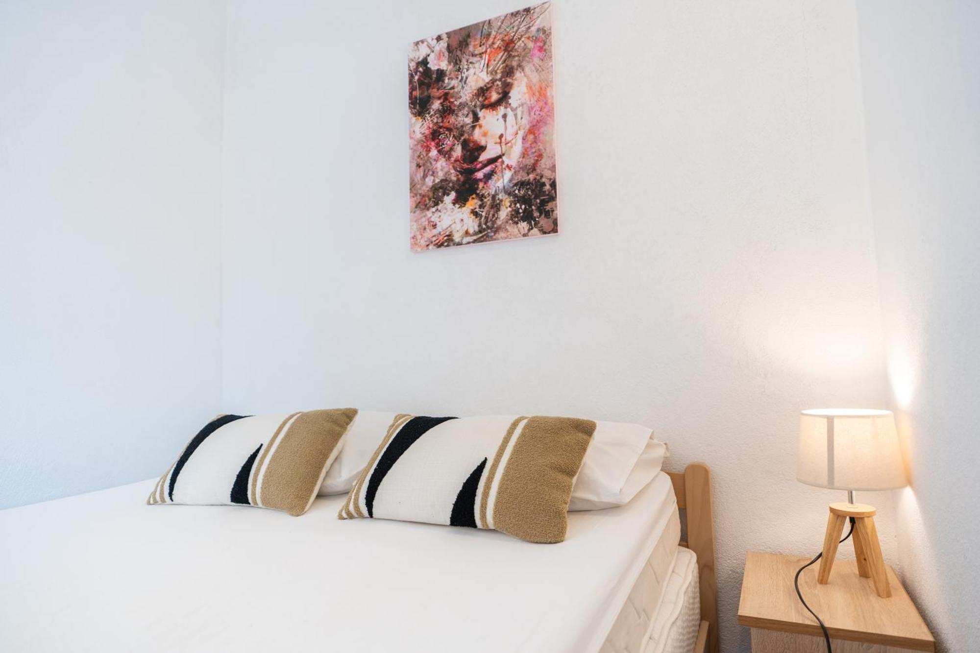 Apartments Miki Bar Eksteriør billede